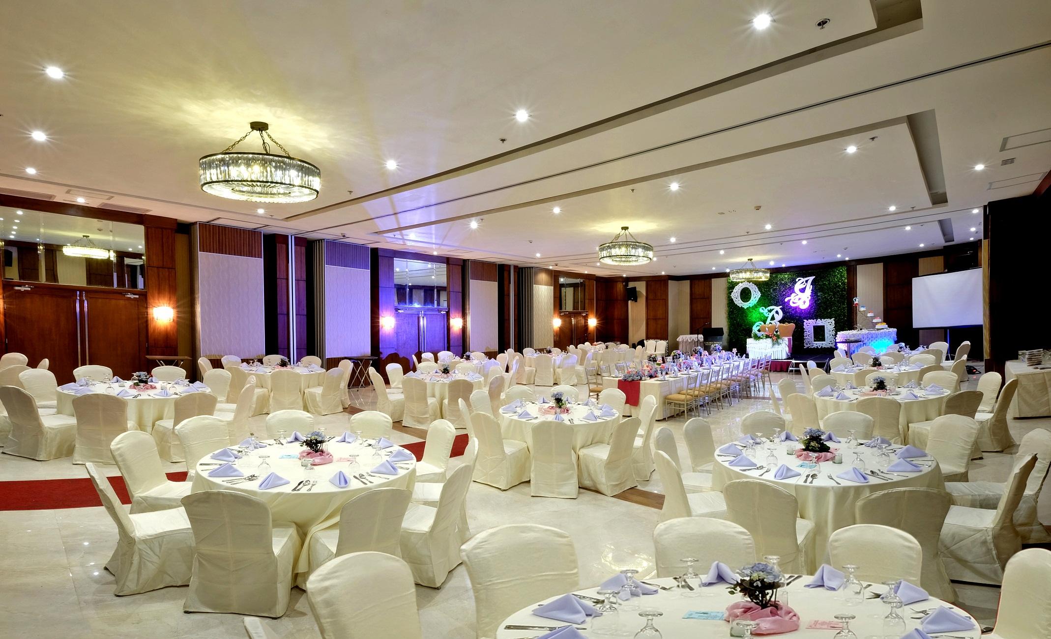Golden Prince Hotel & Suites Cebu Extérieur photo