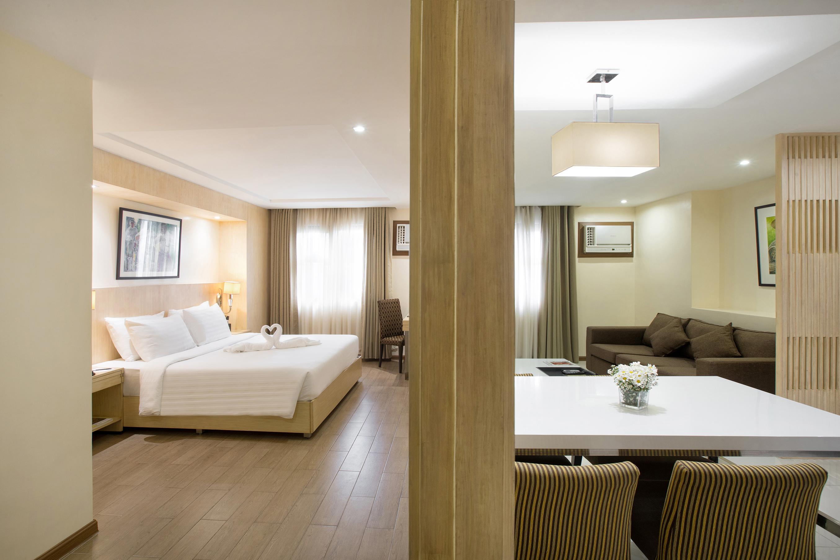 Golden Prince Hotel & Suites Cebu Extérieur photo
