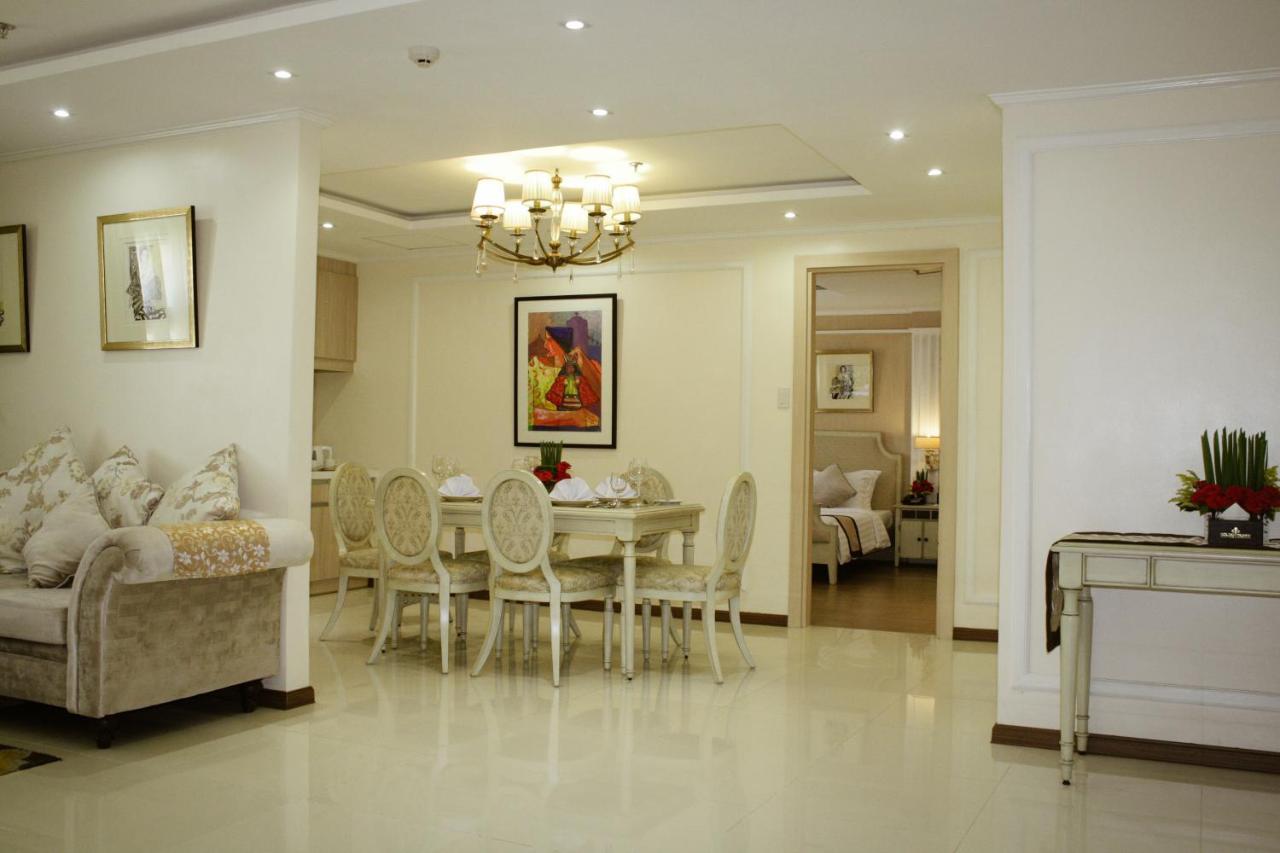 Golden Prince Hotel & Suites Cebu Extérieur photo
