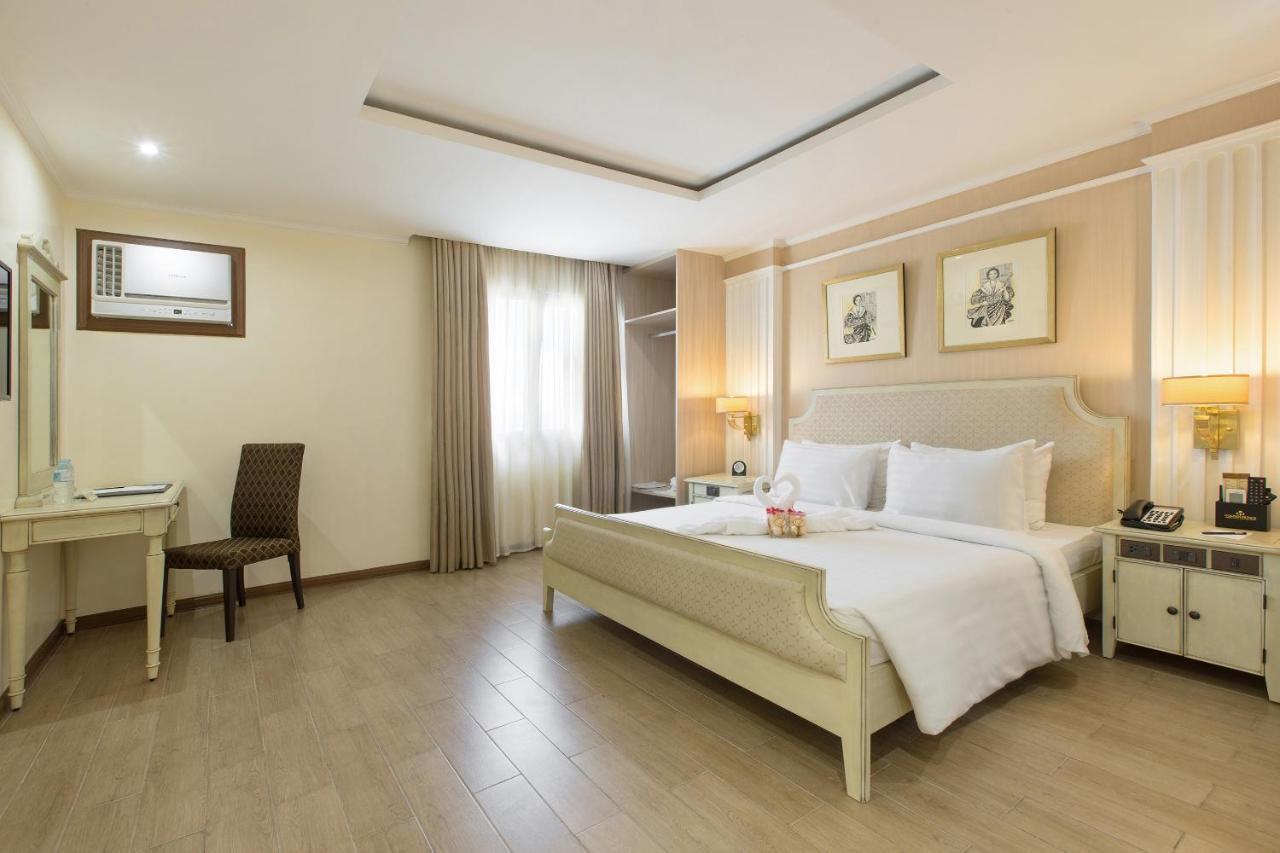 Golden Prince Hotel & Suites Cebu Extérieur photo
