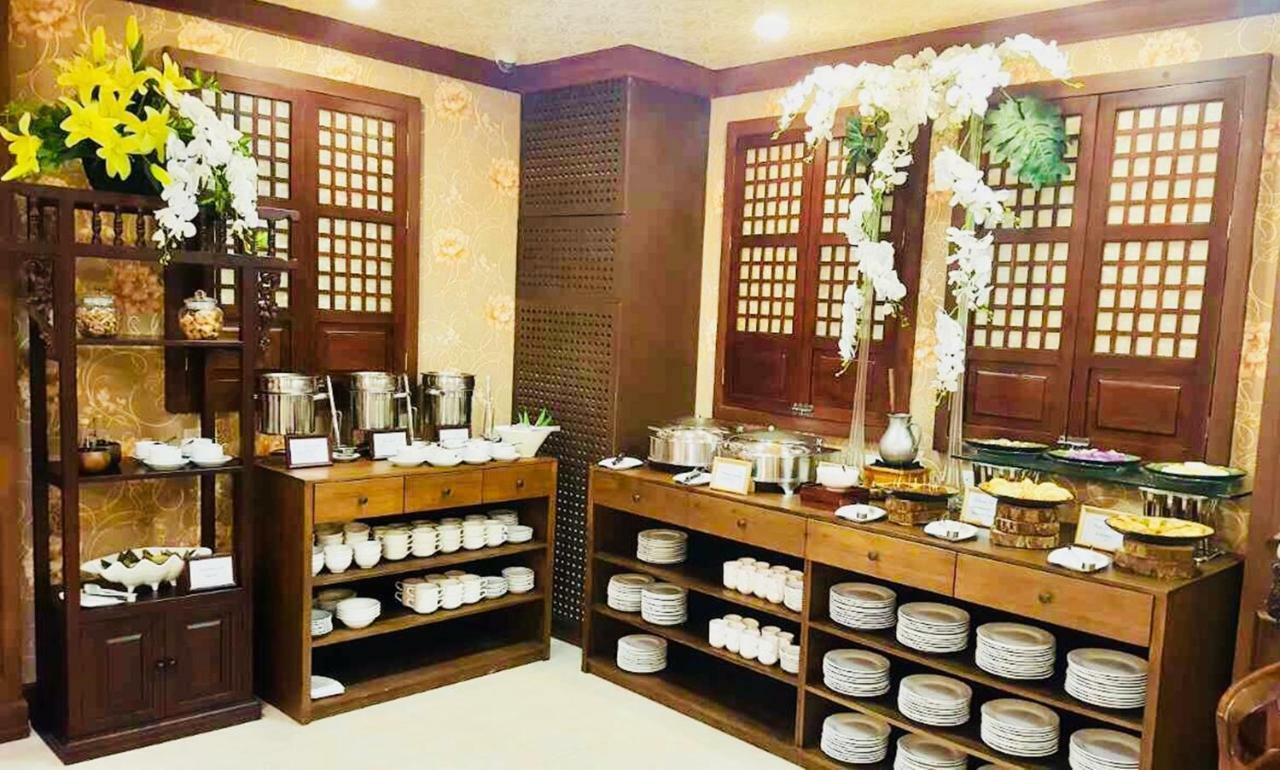 Golden Prince Hotel & Suites Cebu Extérieur photo
